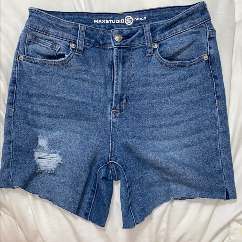 Vintage/distressed looking shorts